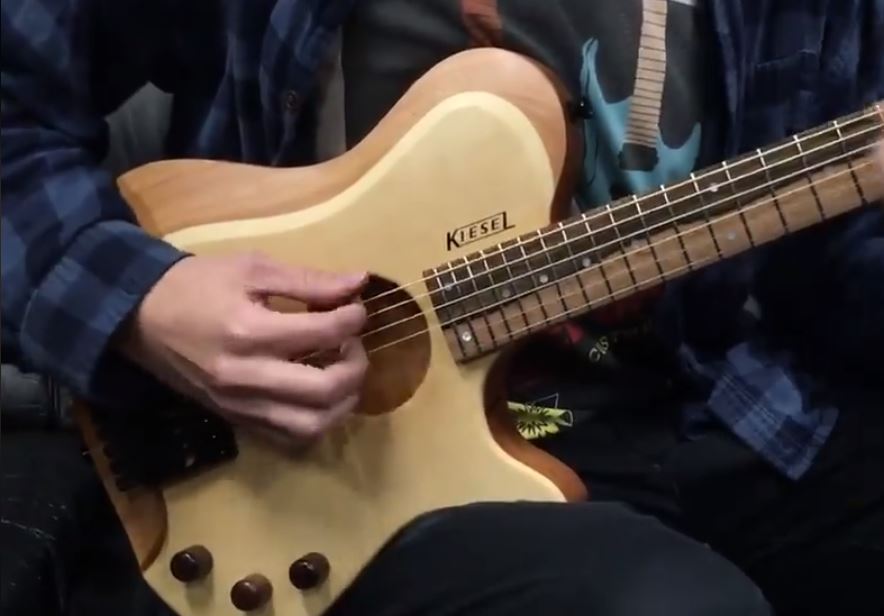 Zeus Acoustic NGD, una guitarra acústica “Headless” de Kiesel